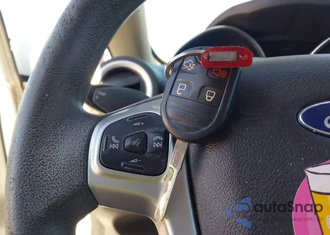 2019 Ford Fiesta Se z USA, uszkodzony, nr VIN 3FADP4BJ3KM165833